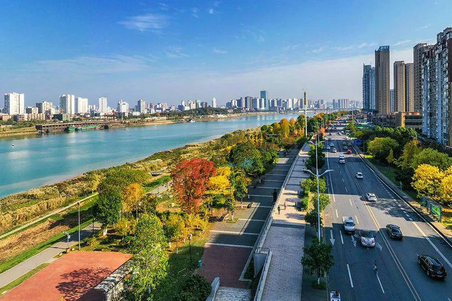 湘江風光帶（湘江一橋-鳳嘴路口）清掃保潔服務項目